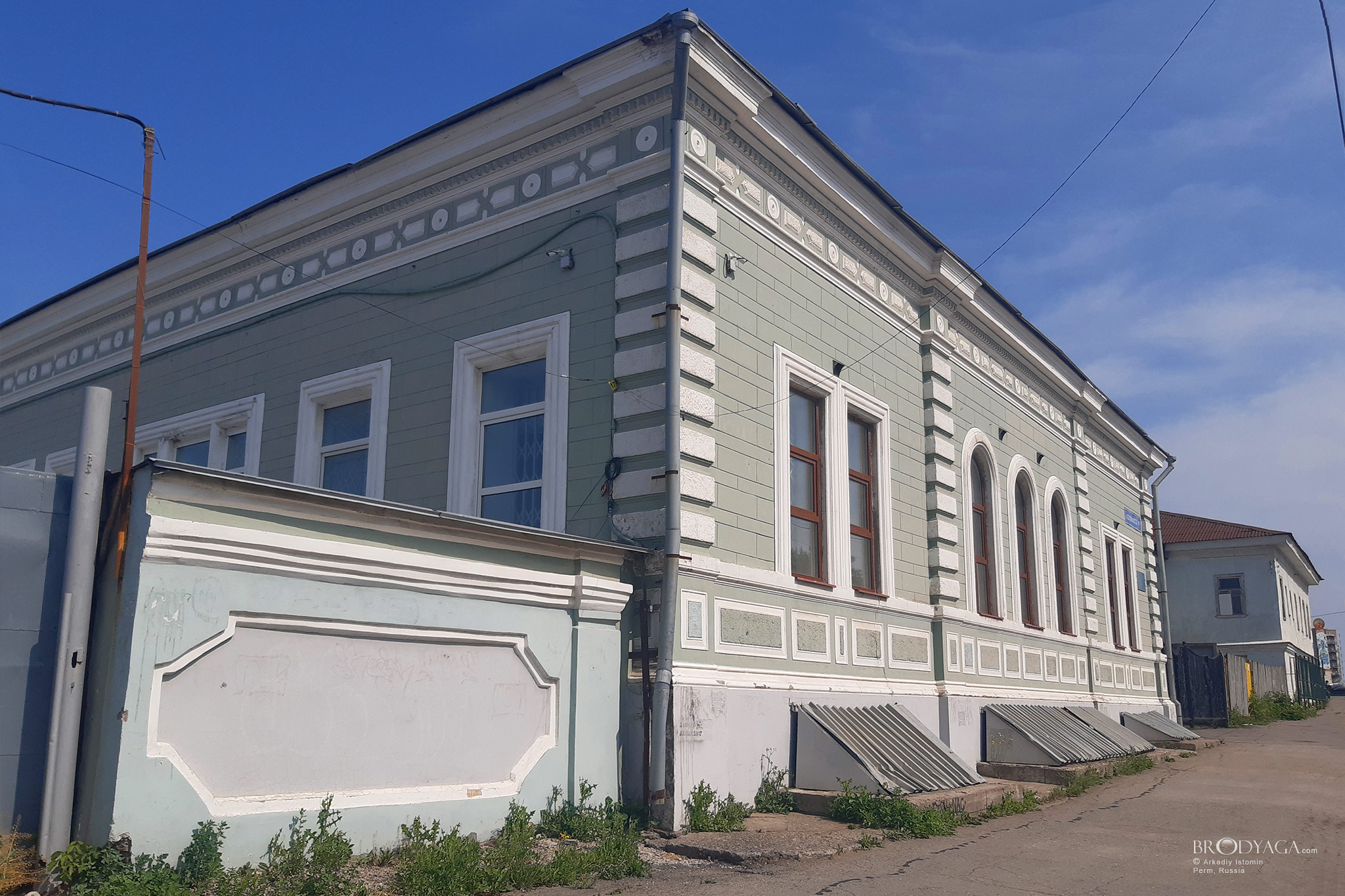 Главный дом усадьбы Каменских, шоссе Космонавтов, 16Б, Пермь